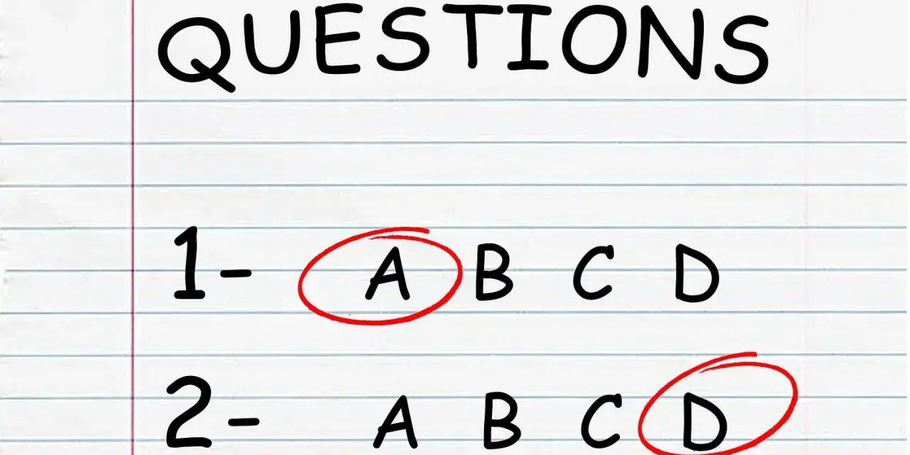 Domande di un test sul disturbo ossessivo compulsivo: la risposta A è cerchiata per la domanda 1, la D per la 2.