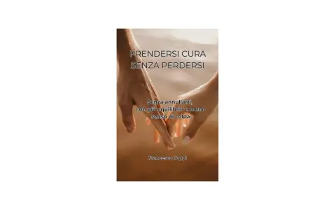 Due mani si stringono, un invito a prendersi cura di sé senza annullarsi, trovando equilibrio e meno senso di colpa.