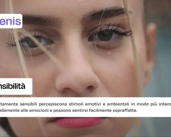 Il significato di una persona sensibile: un primo piano di un volto con una lacrima, che evoca emozioni profonde.